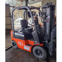 Дизельный вилочный погрузчик 1.5 т