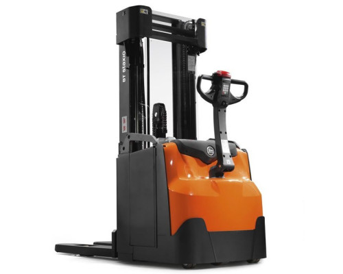 Электрический штабелер Toyota SWE200L