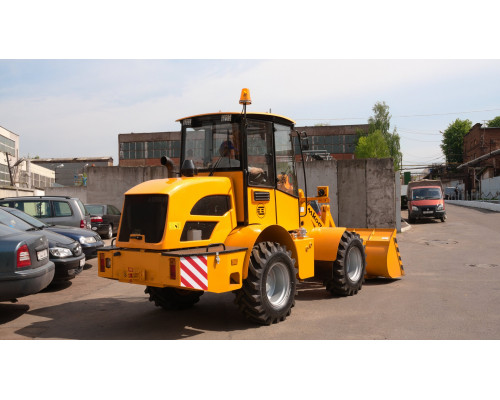 Универсальный погрузчик АМКОДОР 320