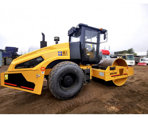 Грунтовый каток XGMA 614H