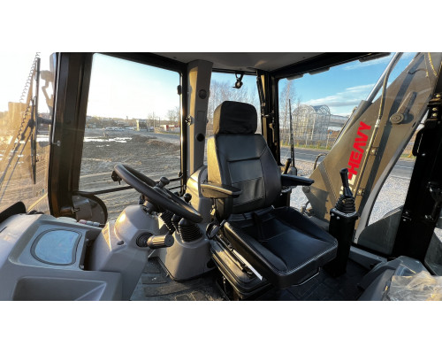 Экскаватор - погрузчик WLB468