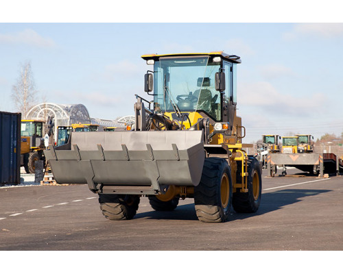 Фронтальный погрузчик WL820H